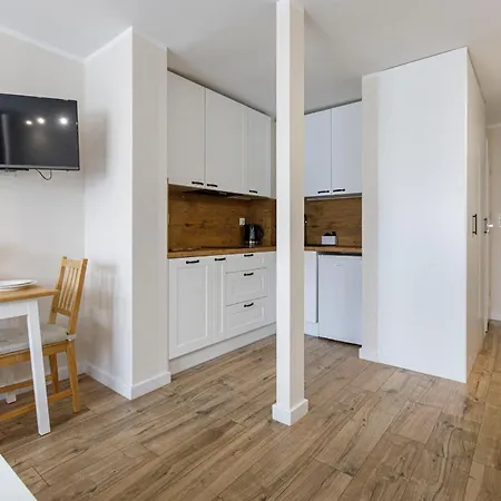 Apartment Golden - Monopol Breslau