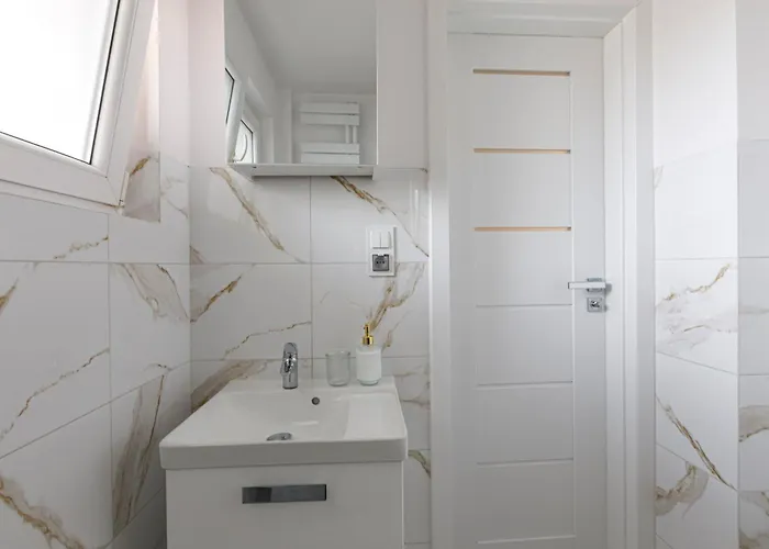 Urban Chic - Rynek Squre - Great Location & Swidnicka Apartment Wroclaw