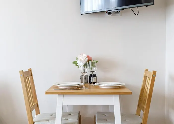 Urban Chic - Rynek Squre - Great Location & Swidnicka Apartment Wroclaw